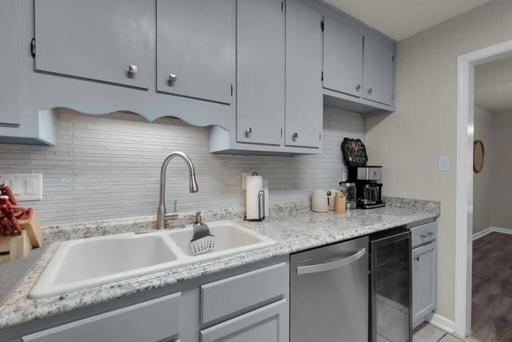 Quiet Relaxing Home - Close To Downtown & Beach 4Br-2Bt Pensacola Exteriér fotografie